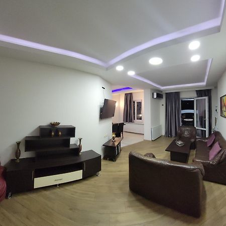 Cozy & Sweet Home Tbilisi Buitenkant foto