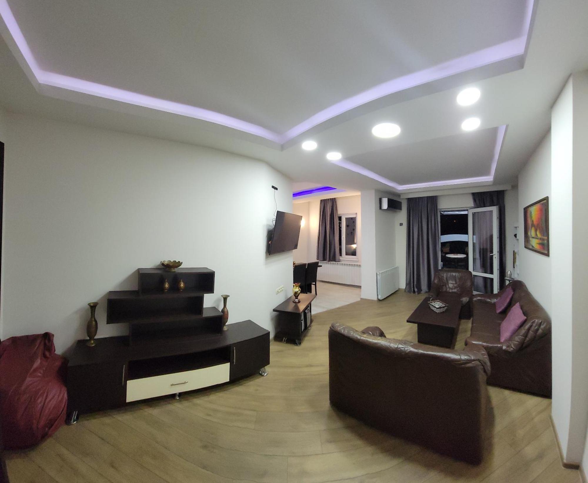 Cozy & Sweet Home Tbilisi Buitenkant foto